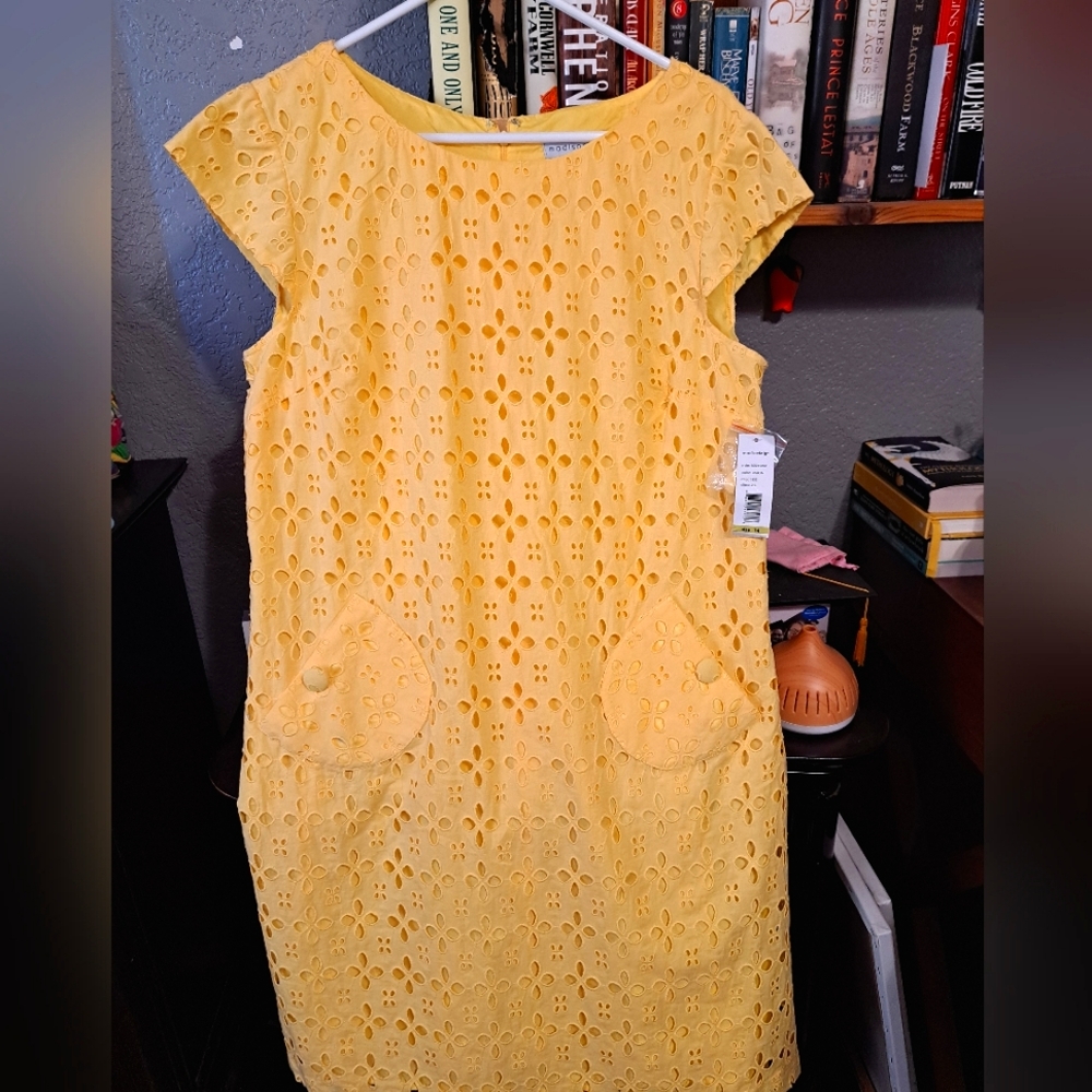 Madison Leigh Dress Size 14